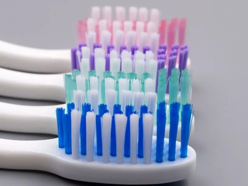 مسواک نرم برای ارتودنسی